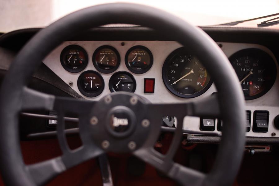  Lancia Stratos Stradale by Carrozzeria Bertone 1973 года  (фото 8 из 29)